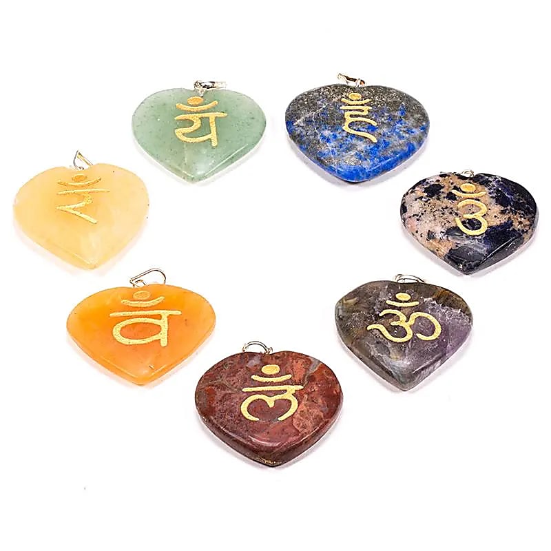 SET 7 chakra hangers met sanskriet letters