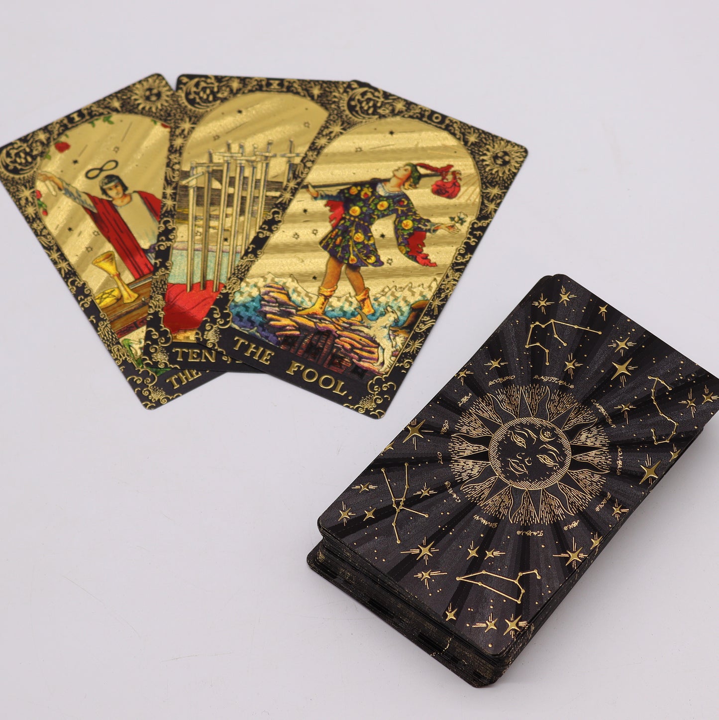 Goudfolie Tarotkaarten met Gids – Luxe Tarotdeck 78 Kaarten met Gouden Folie