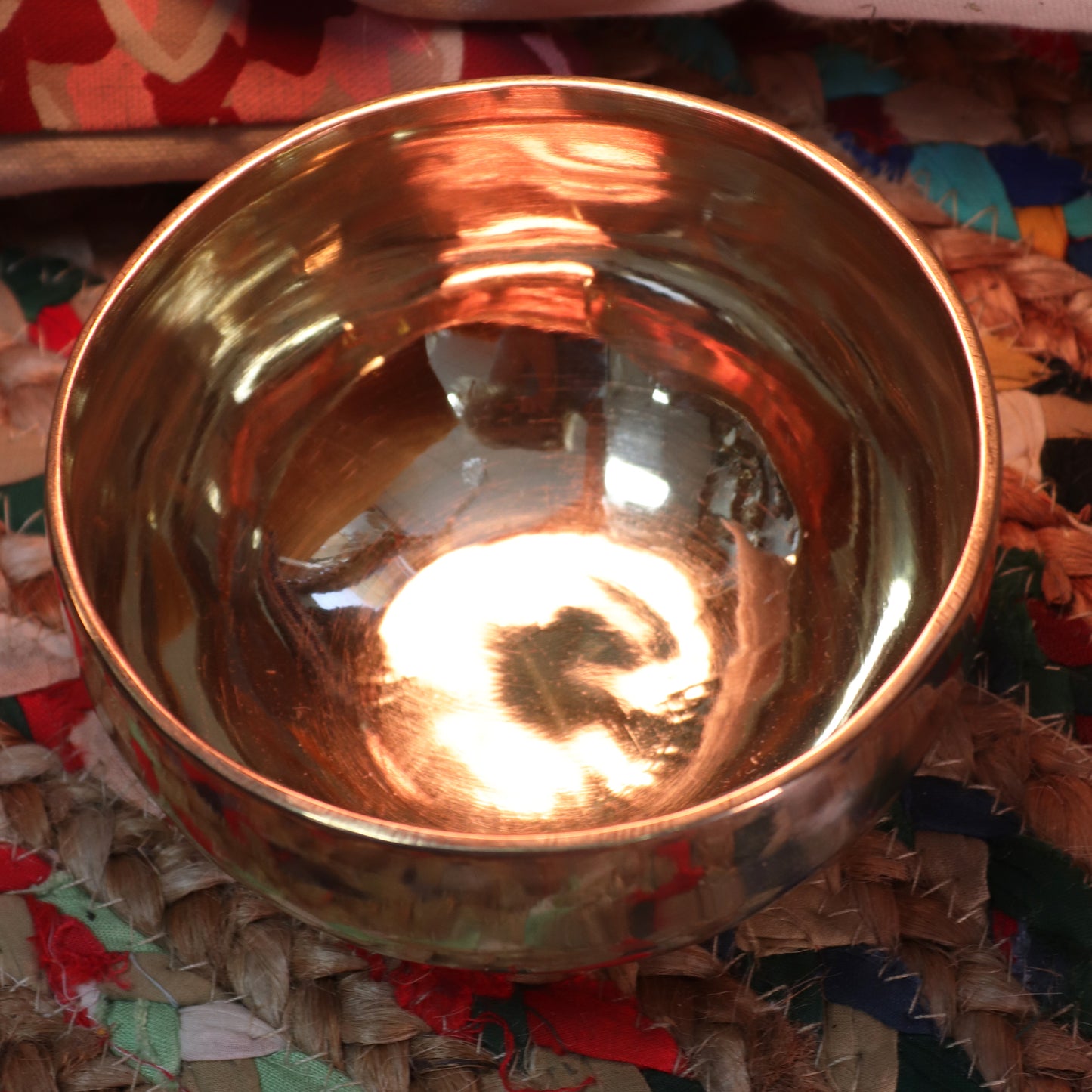 Middelgrote Shining Bell-Metal Handgemaakte Slagkom (ongeveer 750g) - 15cm